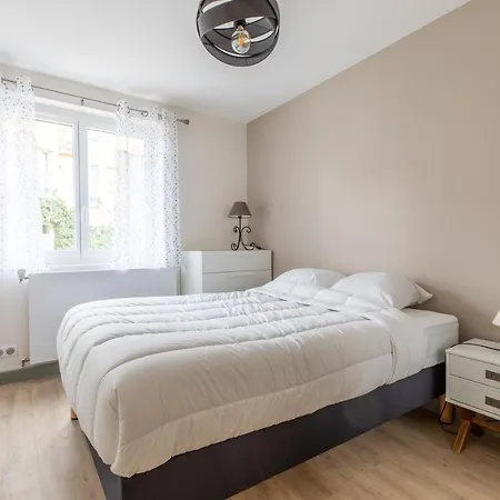 Apartment Standing Thermes - Confort - Proche Thermes & Bords D'allier